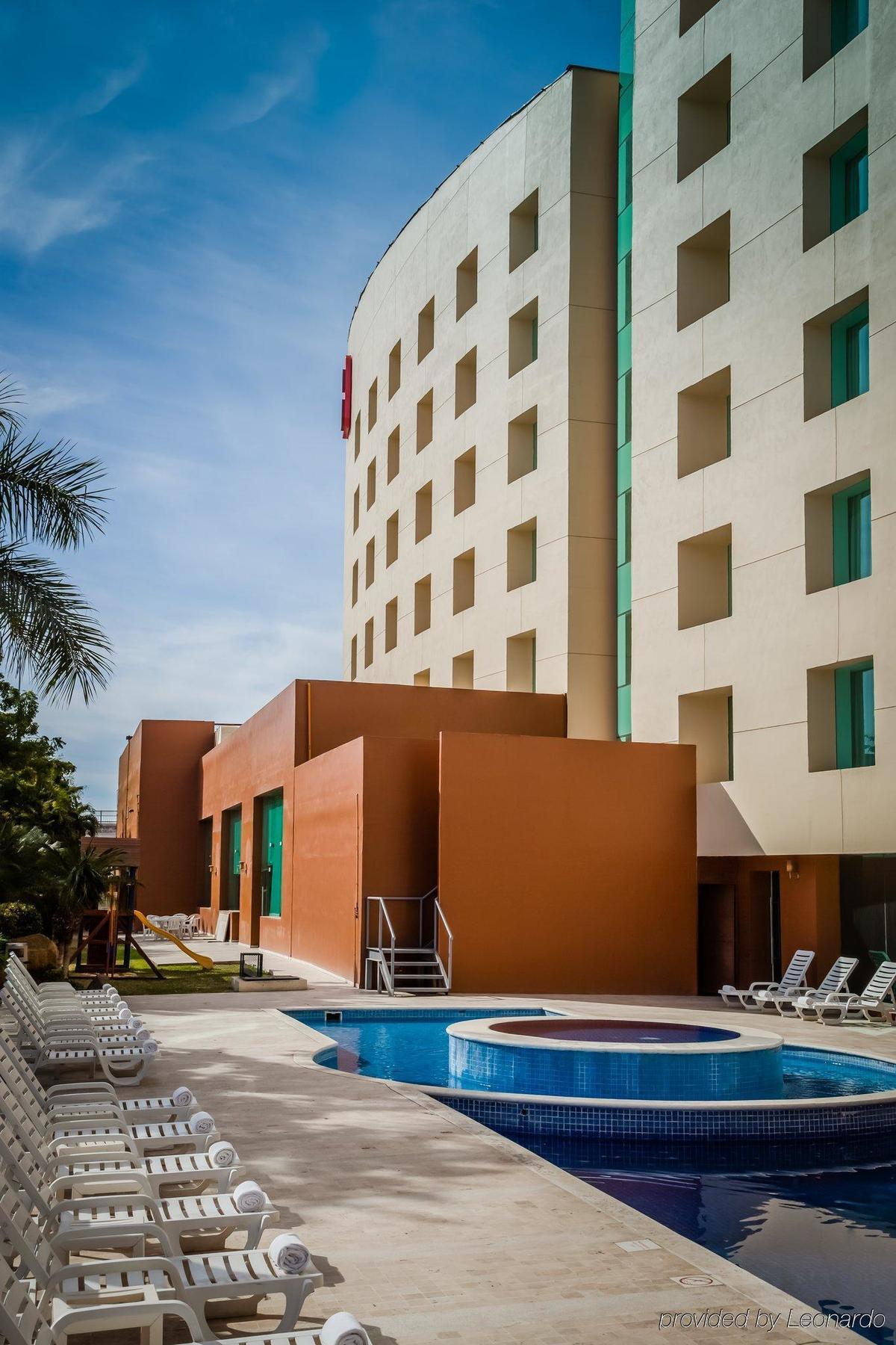 Fiesta Inn Culiacán Esterno foto